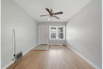 9516 S Yale Avenue, Chicago, IL 60628 - Photo 7