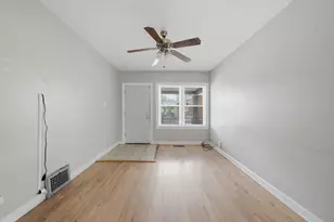 9516 S Yale Ave, Chicago, IL 60628 - Photo 7