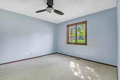 42357 N Center Street, Antioch, IL 60002 - Photo 33