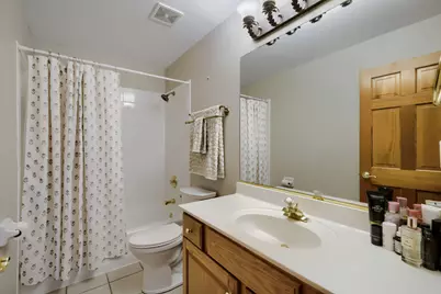 376 Amy Court, Glen Ellyn, IL 60137 - Photo 17