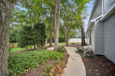 726 Dorchester Drive, Bolingbrook, IL 60440 - Photo 5