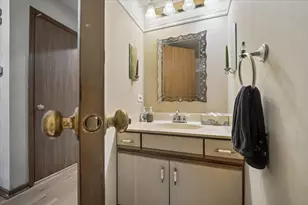 726 Dorchester Dr, Bolingbrook, IL 60440 - Photo 21