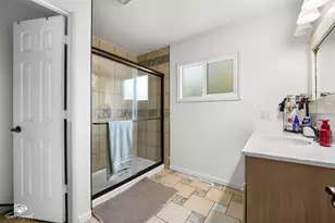 856 N Western Hills Dr, Kankakee, IL 60901 - Photo 17