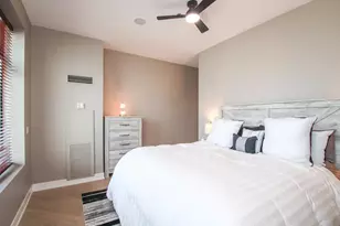 340 W Superior St, Chicago, IL 60654 - Photo 19