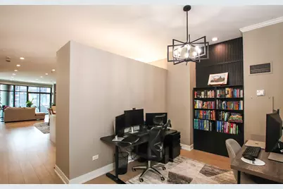 340 W Superior Street #1604, Chicago, IL 60654 - Photo 27