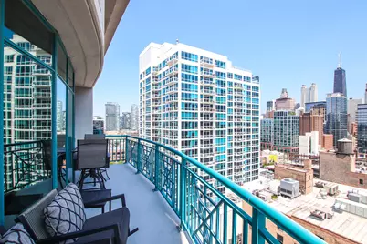 340 W Superior Street #1604, Chicago, IL 60654 - Photo 13