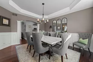 26105 Whispering Woods Cir, Plainfield, IL 60585 - Photo 5