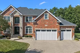 26105 Whispering Woods Cir, Plainfield, IL 60585 - Photo 35