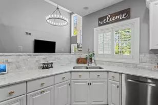 26105 Whispering Woods Cir, Plainfield, IL 60585 - Photo 13
