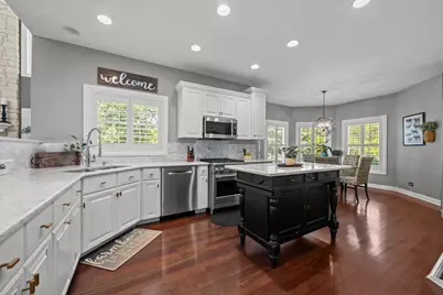 26105 Whispering Woods Circle, Plainfield, IL 60585 - Photo 11