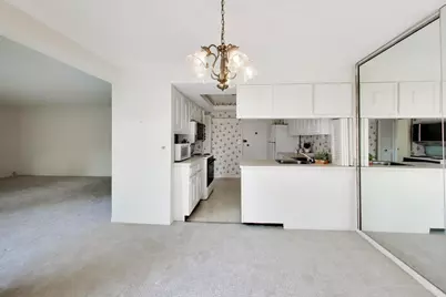 1845 Tanglewood Drive #3D, Glenview, IL 60025 - Photo 5