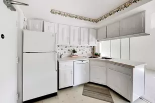 1845 Tanglewood Dr, Glenview, IL 60025 - Photo 7