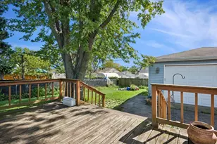 419 E Fullerton Ave, Glendale Heights, IL 60139 - Photo 17