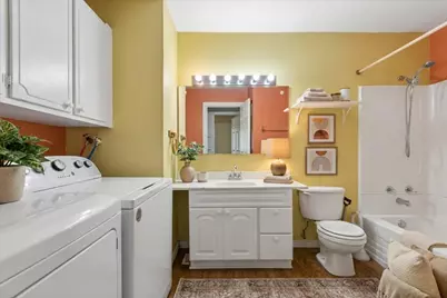 419 E Fullerton Avenue, Glendale Heights, IL 60139 - Photo 15