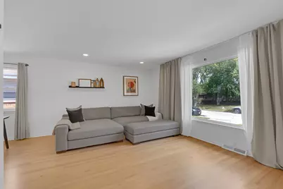 6820 N Sauganash Avenue, Chicago, IL 60646 - Photo 5