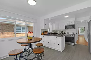 6820 N Sauganash Ave, Chicago, IL 60646 - Photo 19