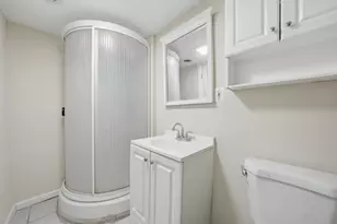 2626 W Wilcox St, Chicago, IL 60612 - Photo 5