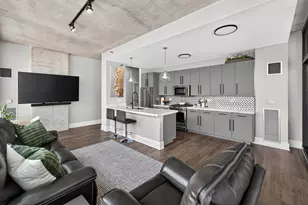 235 W Van Buren St, Chicago, IL 60607 - Photo 15