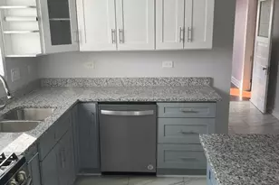 1511 N Keystone Ave, Chicago, IL 60651 - Photo 5