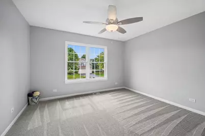1390 Alexandra Boulevard, Crystal Lake, IL 60014 - Photo 17