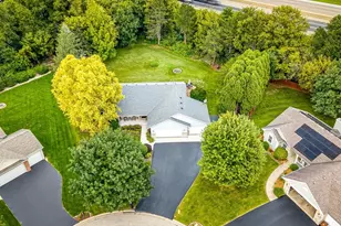 7723 Bridlewood Rd, Caledonia, IL 61011 - Photo 35