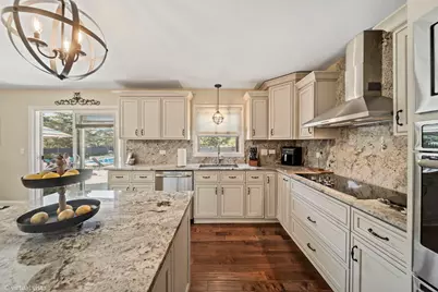 6N066 Chambellan Lane, Wayne, IL 60184 - Photo 5