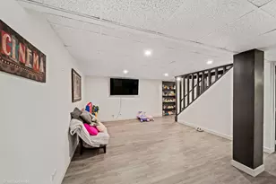 6N066 Chambellan Ln, Wayne, IL 60184 - Photo 23
