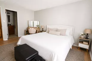110 W Butterfield Rd, Elmhurst, IL 60126 - Photo 7