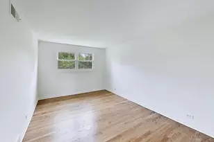 2307 N Kennicott Dr, Arlington Heights, IL 60004 - Photo 21
