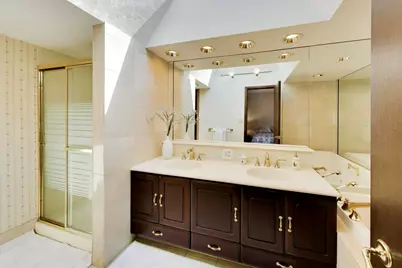 6723 Kingswood Road, Willowbrook, IL 60527 - Photo 21