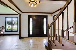 6723 Kingswood Rd, Willowbrook, IL 60527 - Photo 3