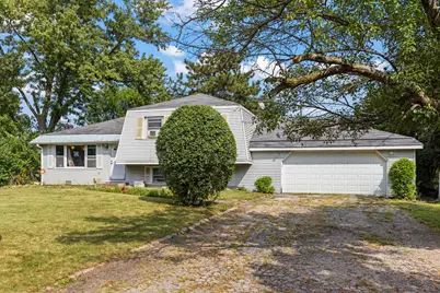 1N043 Darling Street, Carol Stream, IL 60188 - Photo 1
