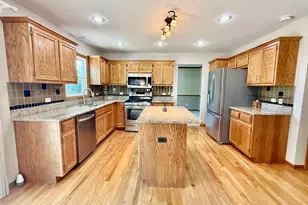 4108 Schillinger Dr, Naperville, IL 60564 - Photo 3