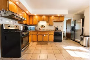 219 E 168th Pl E, South Holland, IL 60473 - Photo 5