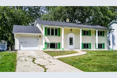 1009 Holiday Drive, Champaign, IL 61821 - Photo 5