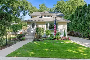 216 4th St, Wilmette, IL 60091 - Photo 1