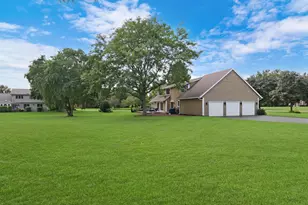 2 Essex Ct, Hawthorn Woods, IL 60047 - Photo 53
