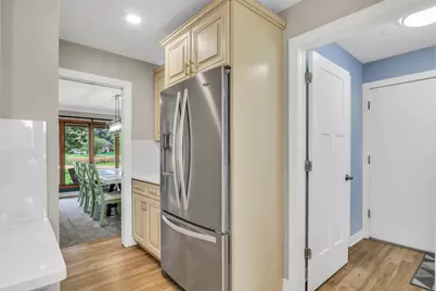 2 Essex Court, Hawthorn Woods, IL 60047 - Photo 19