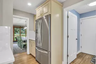2 Essex Ct, Hawthorn Woods, IL 60047 - Photo 19