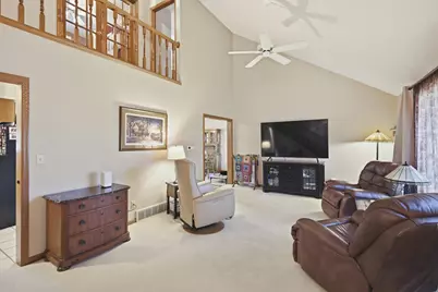 701 Edwards Avenue, Lasalle, IL 61301 - Photo 3