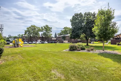 1S137 Eliot Lane, Villa Park, IL 60181 - Photo 25