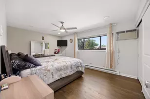 1S137 Eliot Ln, Villa Park, IL 60181 - Photo 13