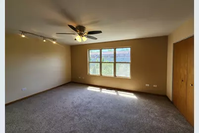 2363 E 70th Place #B, Chicago, IL 60649 - Photo 9