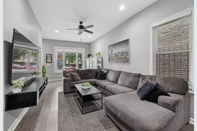 1414 N Avers Avenue, Chicago, IL 60651 - Photo 3
