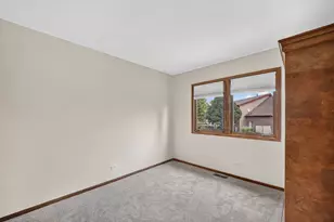 1105 N Itasca Rd, Addison, IL 60101 - Photo 15