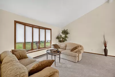1105 N Itasca Road, Addison, IL 60101 - Photo 7