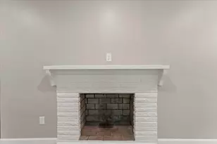 1307 S Western Ave, Champaign, IL 61821 - Photo 7