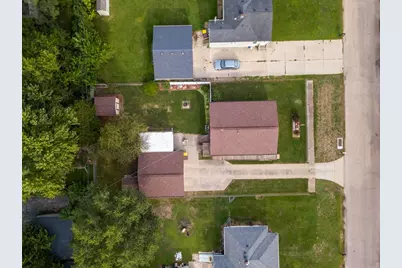 210 E Greenview Avenue, Machesney Park, IL 61115 - Photo 27