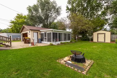 210 E Greenview Avenue, Machesney Park, IL 61115 - Photo 21