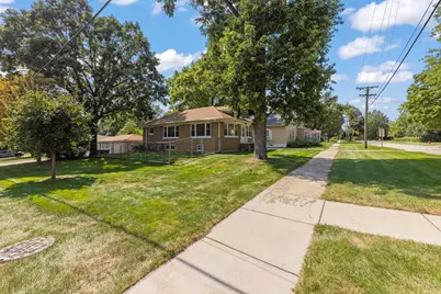 329 E 5th Street, Lockport, IL 60441 - Photo 25